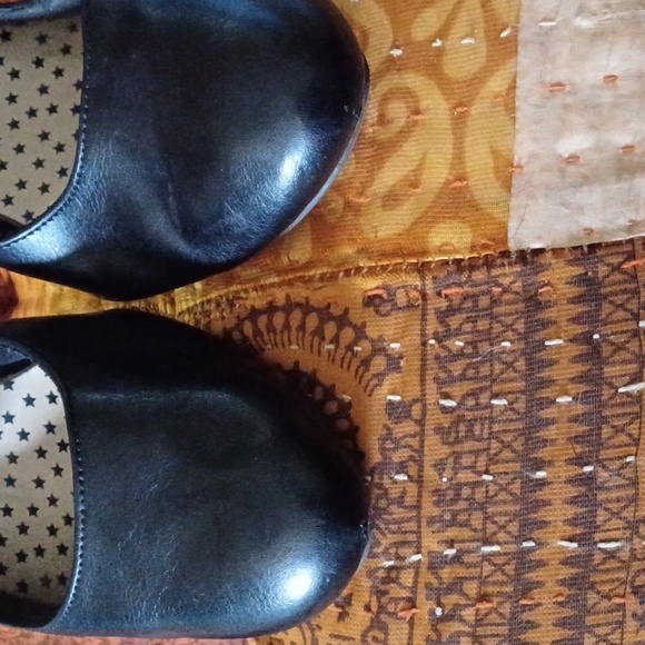 American Eagle Lower East Side Women Kim Black leather Mary Jane Pumps, sz 9 - Picture 8 of 9